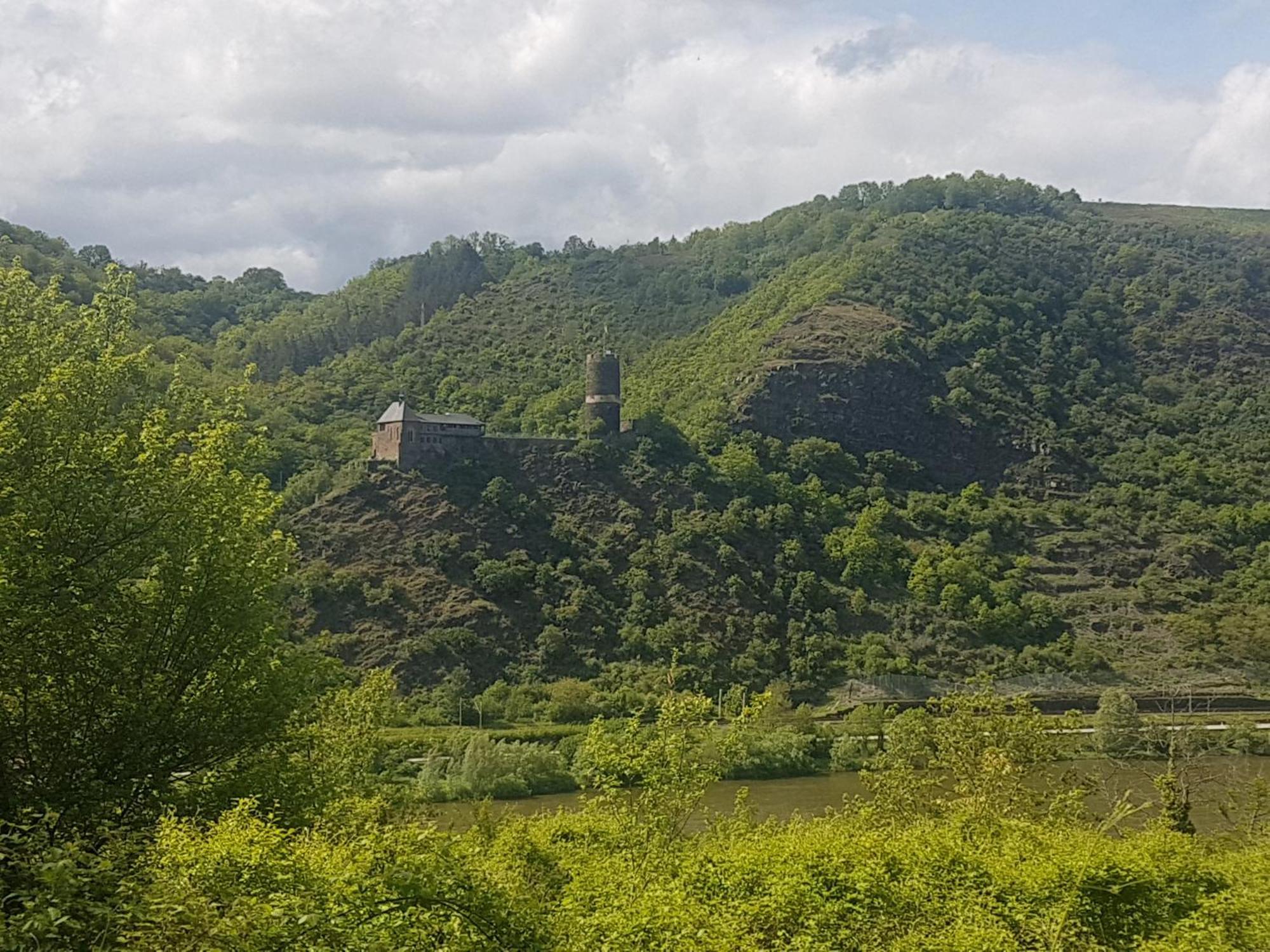 Ferienhaus Leopold Mit Burgblick An Der Mosel Burgen  Exterior foto